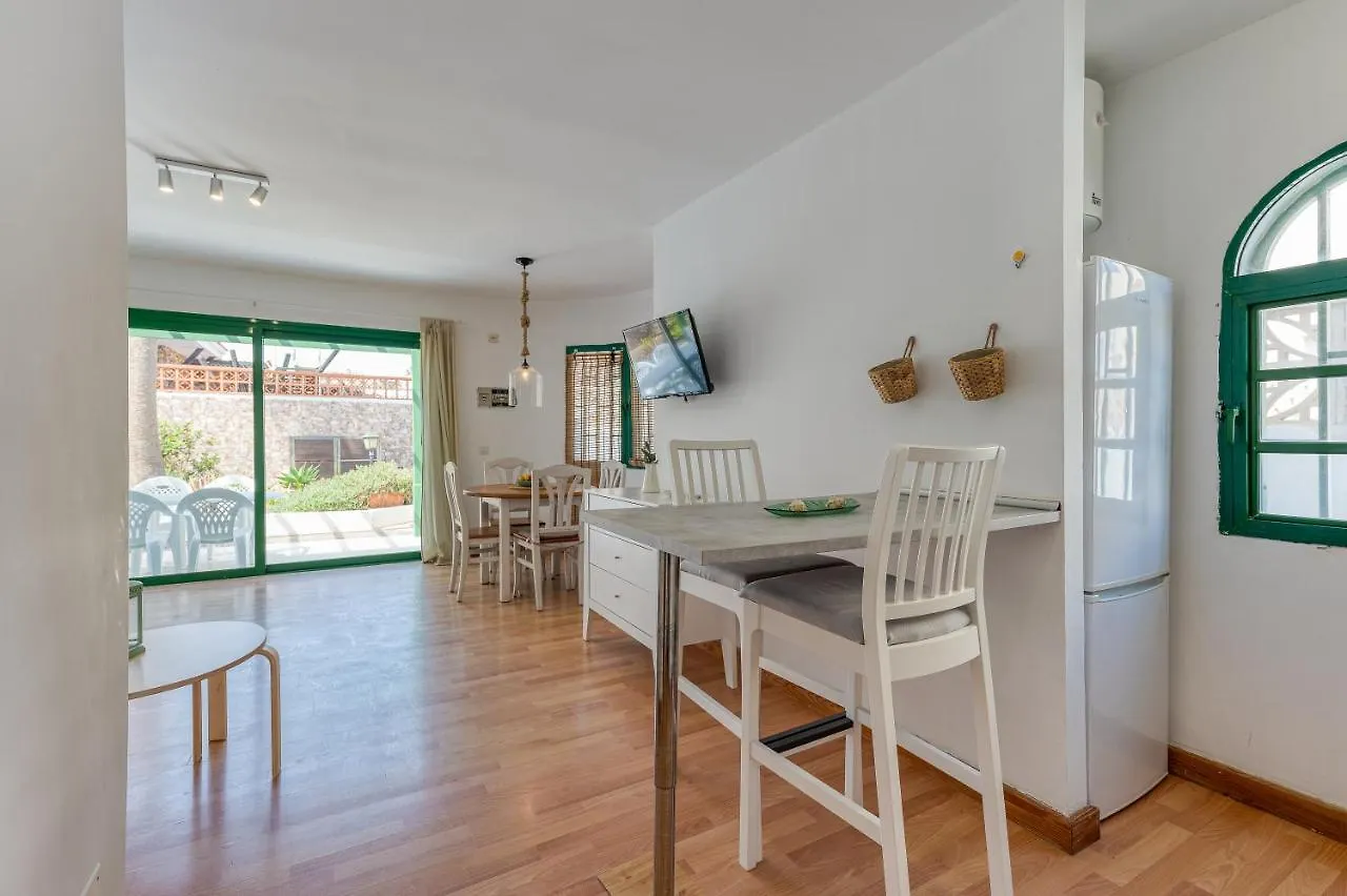 Homeforguest Apartment With Pool And Terrace 1 Min From The Beach 코라레호 스페인