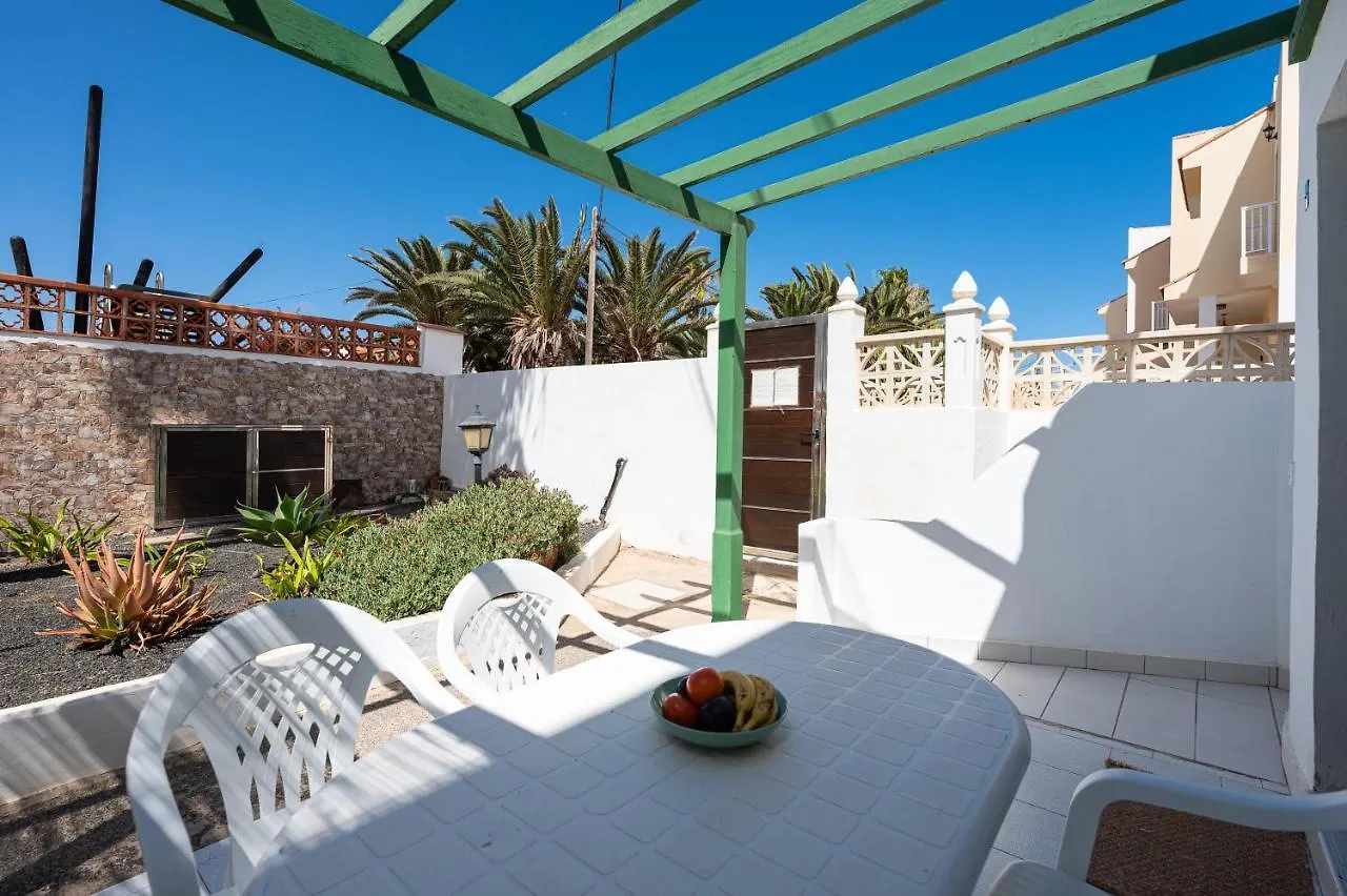 Homeforguest Apartment With Pool And Terrace 1 Min From The Beach 코라레호