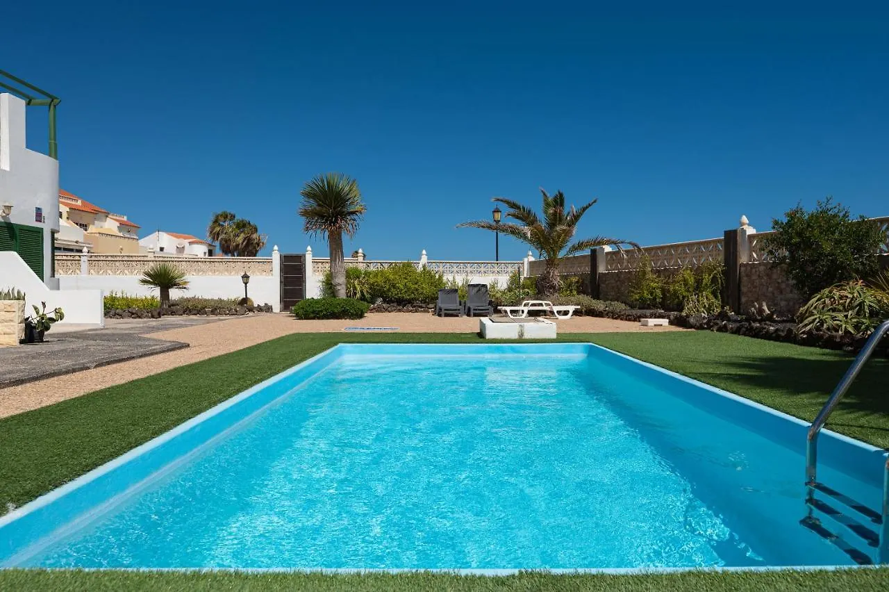 Homeforguest Apartment With Pool And Terrace 1 Min From The Beach 코라레호
